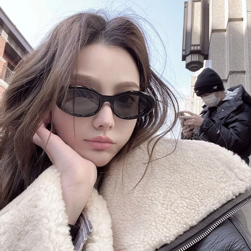 

Yuumi Le Sunglasses Women Man Designer Goods Luxury Brand Summer Cat Eye Sun Glasses Oversized Driver Jennie Goggles UV400