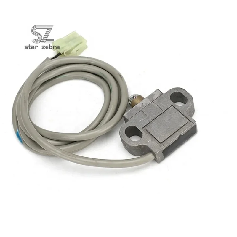 203-06-5621 PC200-5 PC200-6 6F95 Датчик давления путешествия Переключатель экскаватора D4C-9093