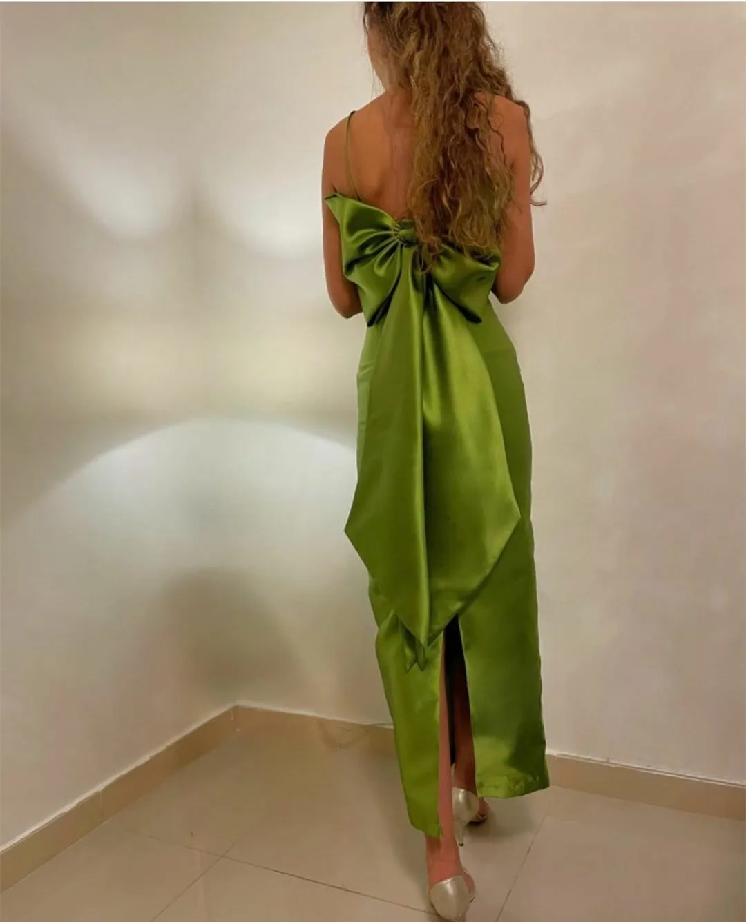 

Vintage Long Green Spaghetti Evening Desses With Bow Sheath Satin Muslim Ankle Length Prom Dresses for Women