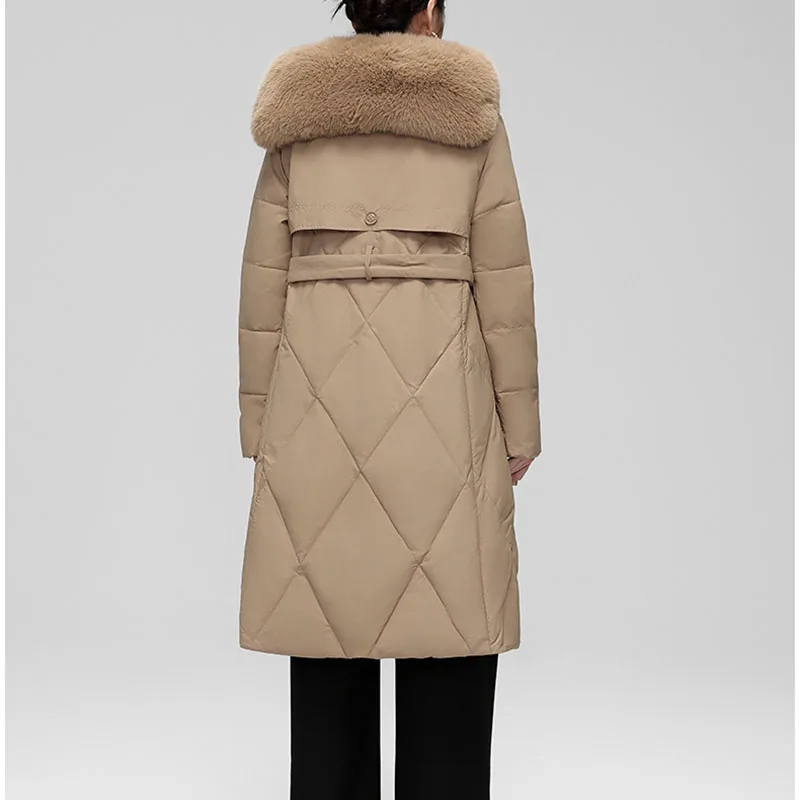 Женская зимняя куртка средней длины с большим меховым воротником тонкая верхняя