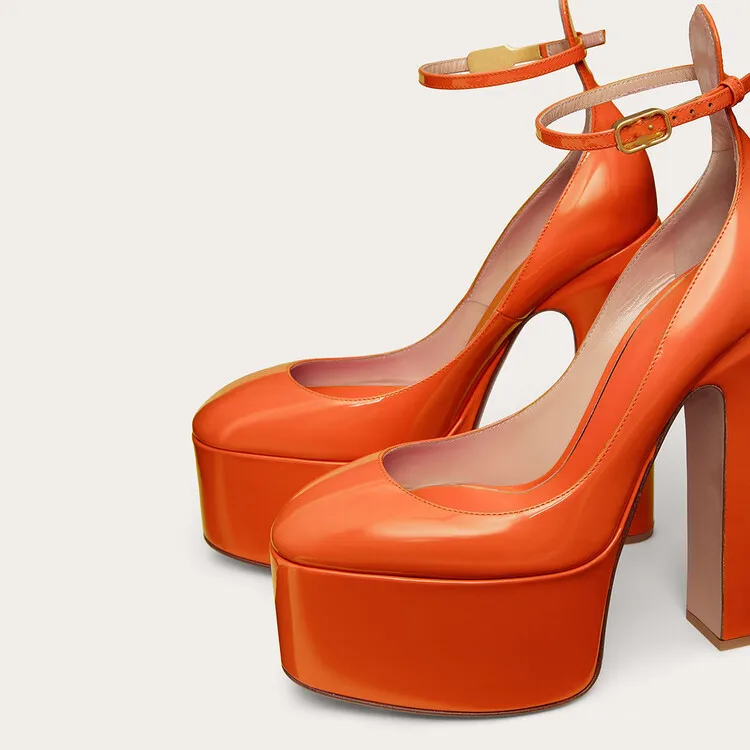 Женские босоножки с ремешком на щиколотке сандалии-гладиаторы танкетке и