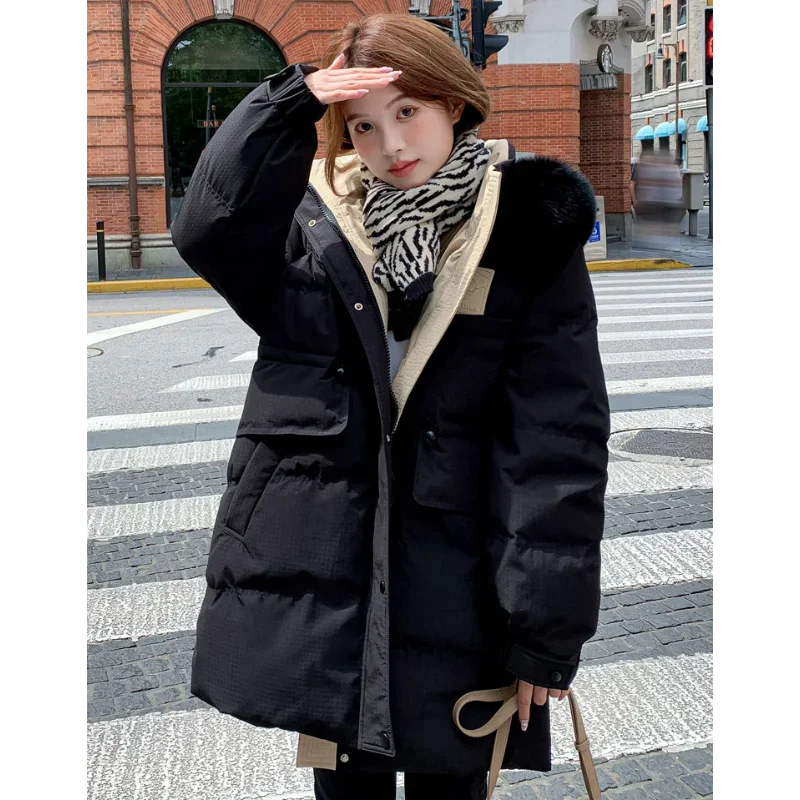 Рисунок 5 - Женский пуховик средней длины