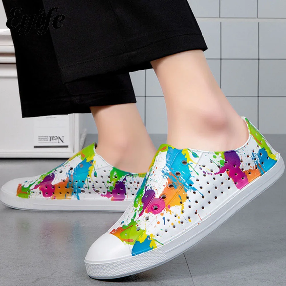

Graffiti Sneakers Women Men 2022 New Hollow Out Ladies Comfy Slip On Loafers 36-45 Large-Sized Couple Breathable Sandals Flats