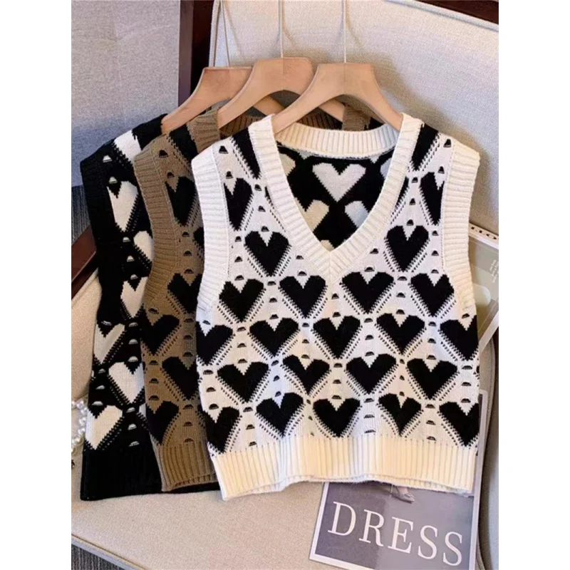 Love Knitted Vest Women's Spring and Autumn 2023 New Preppy Style Spring Autumn Outerwear Sweater Waistcoat