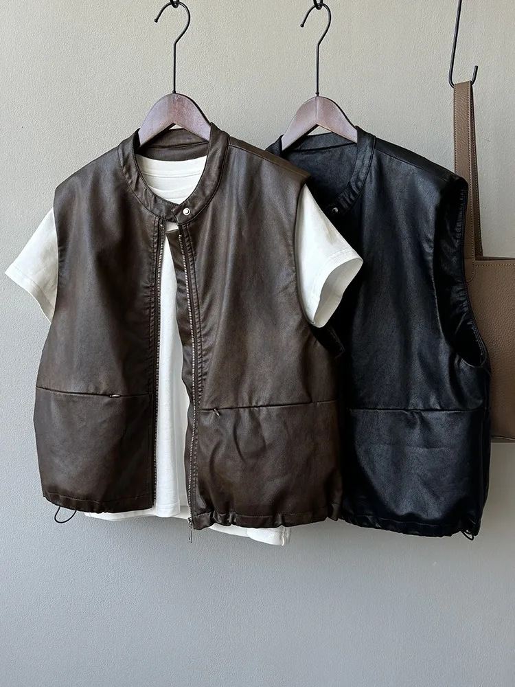 Жилет из искусственной кожи верхняя одежда женский маленький