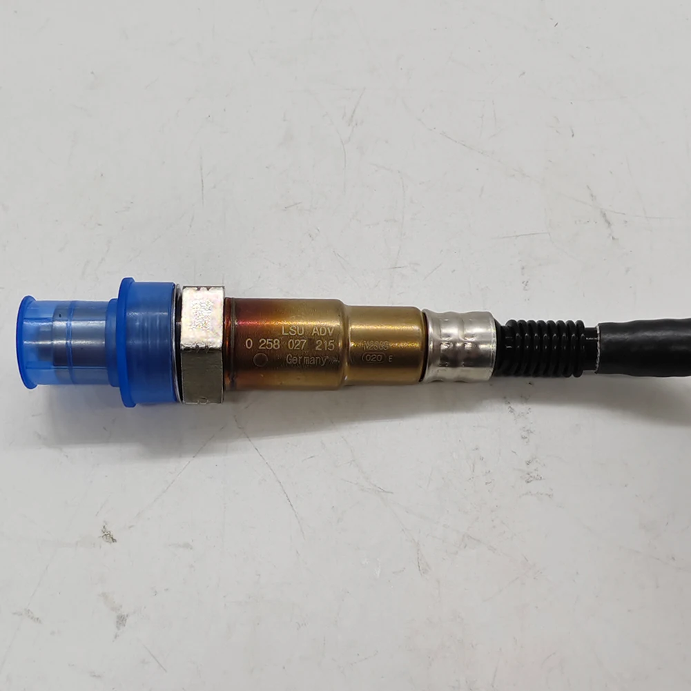 Высококачественный датчик соотношения воздуха и топлива 8V0906262D 0258027215 0258027229 O2