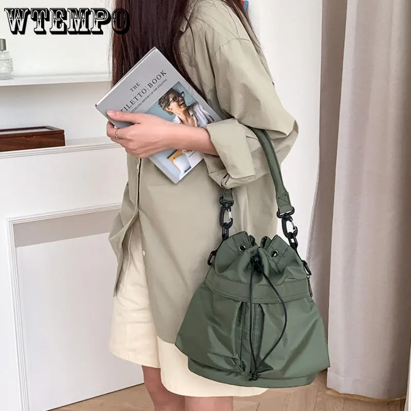 Large Capacity Nylon Women Bag Middle Shoulder Bag Korean Style Drawstring Bucket Bag Casual Light Youth Crossbody Bag Wholesale