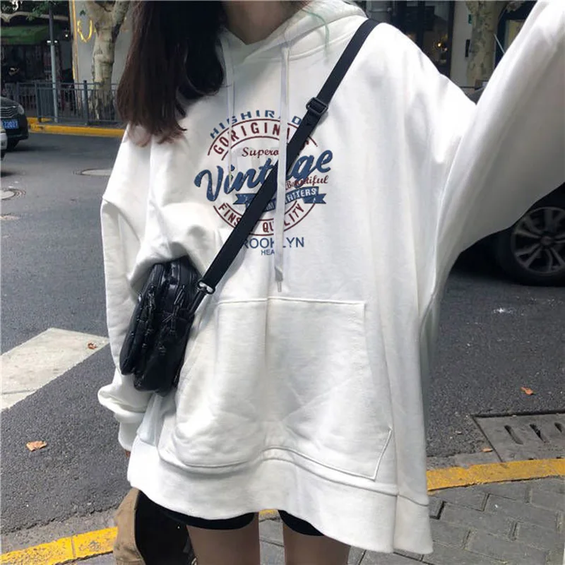 

2022 cotton fashion printing sweater women's spring and autumn loose large size long-sleeved jacket T-shirt