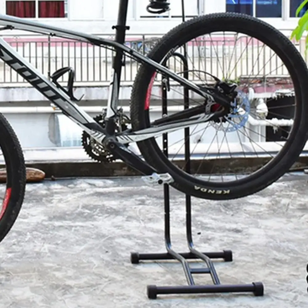 

Подключаемый велосипедный удобный хранилище Высококачественная стальная прочная поверхность устойчивая к окислению четырехточечная стойкая велосипедная стойка