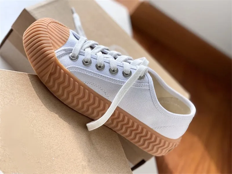 

20222 Autumn Canvas Shoes Korea Soft Bottom Straps Multi-color European and American Casual Shoes Sneakers Women