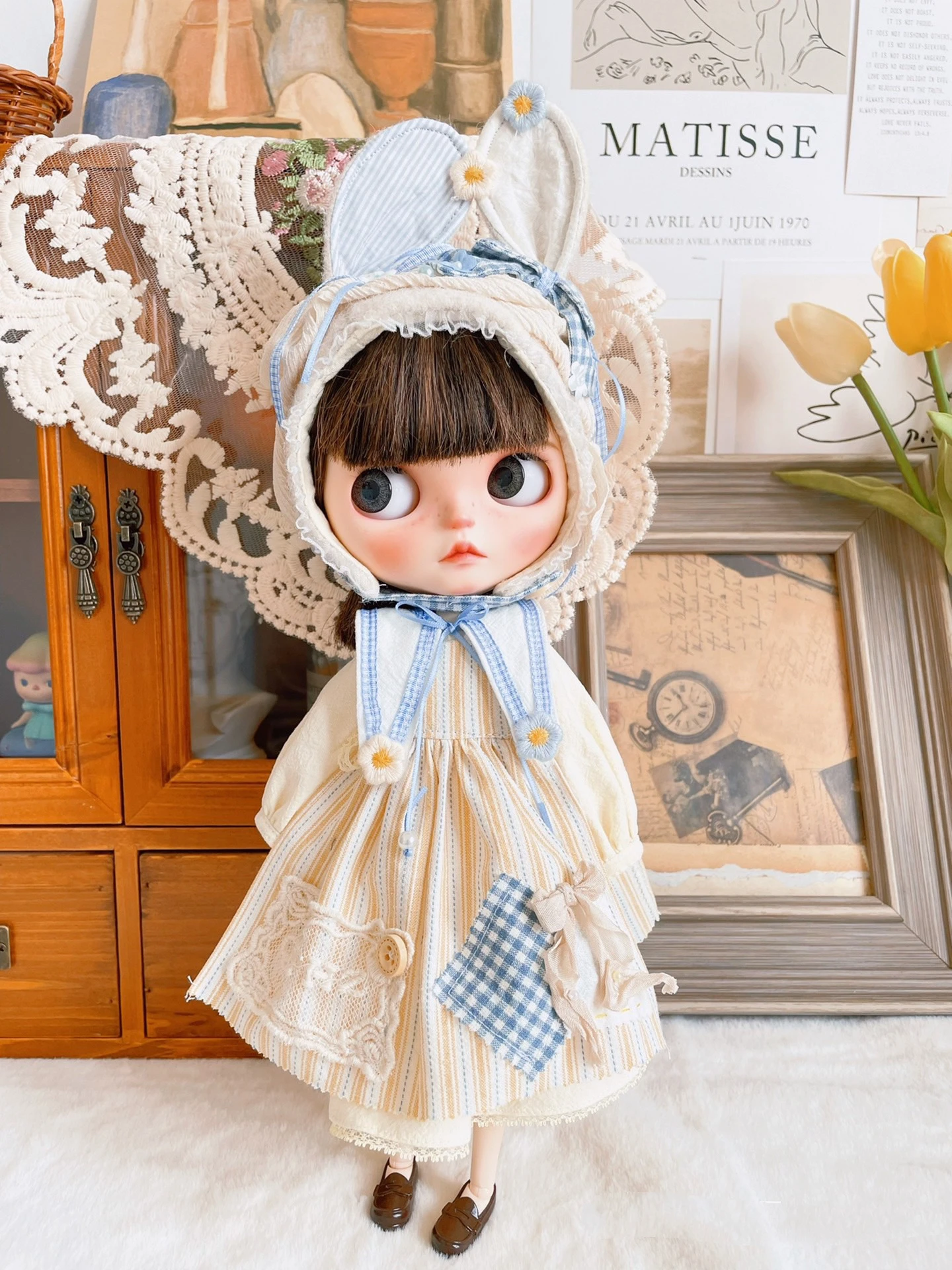 

Four-piece set BJD Blythe Clothes Egg yellow skirt with rabbit hat dress (Fit Pullip,Ob24, Licca、qbaby、ICY, JerryB, 1/6 Doll)