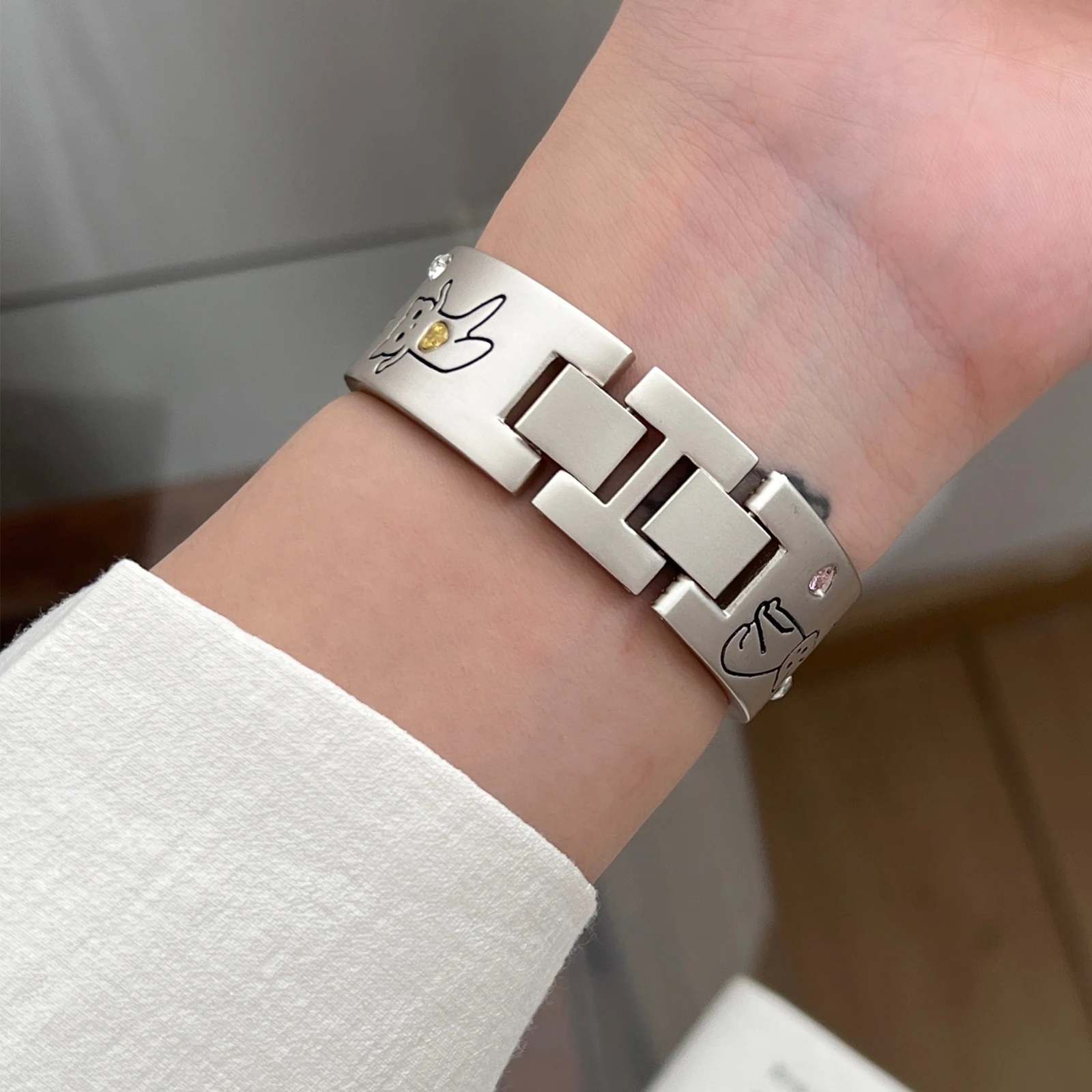 Металлический ремешок для Apple Watch, браслет с милым котом для девочек, браслет-цепочка для Iwatch987654se Ultra Women40 41 44 45 мм, милый браслет со стразами (art.: 3920c8a3f0a84) - 3920c8a3f0a84