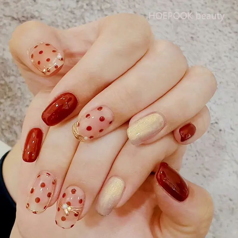 

24pcs Red Point Gold Glitter Coffin Fake Nails With Glue Finished Full Cover Artificial False Nails Reusable Press On Nail Set