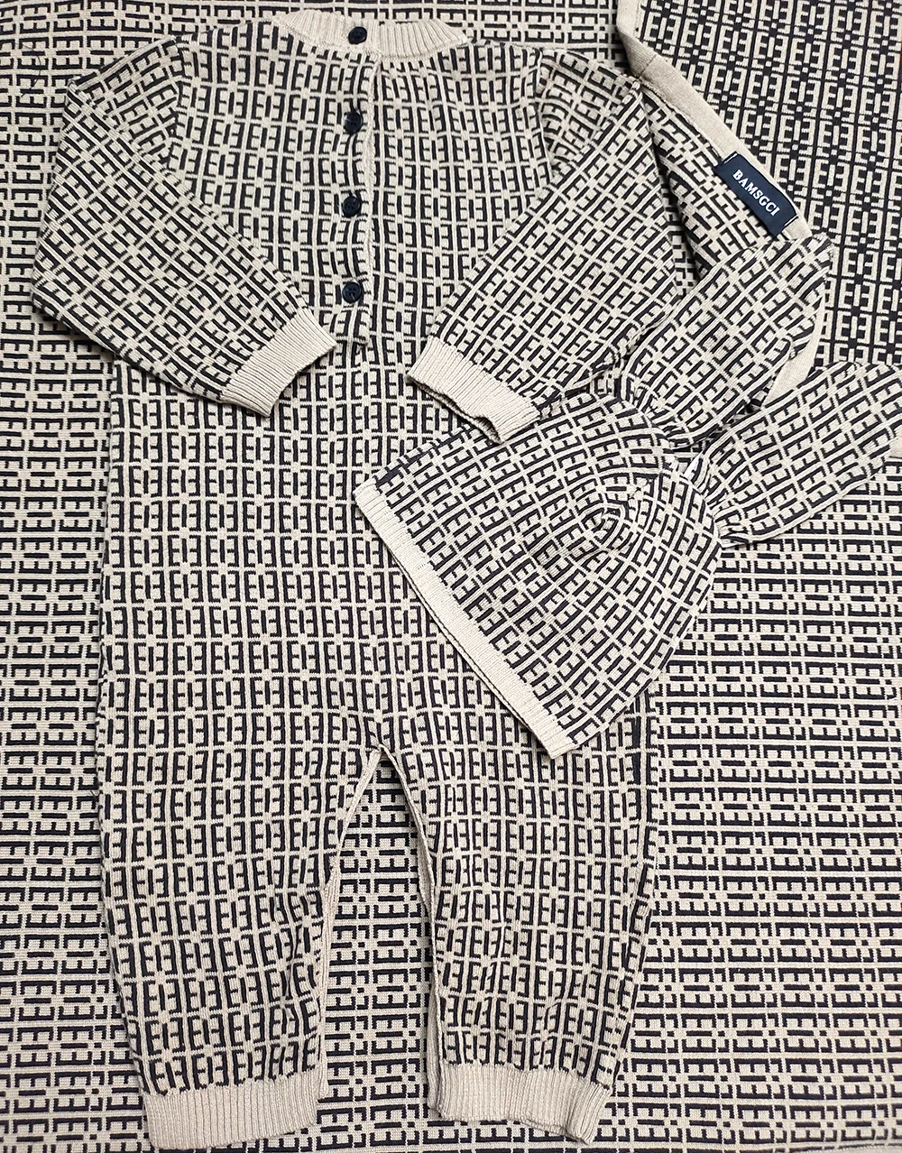 Новинка 2021 зимняя модная детская одежда Детский комбинезон и шапка для