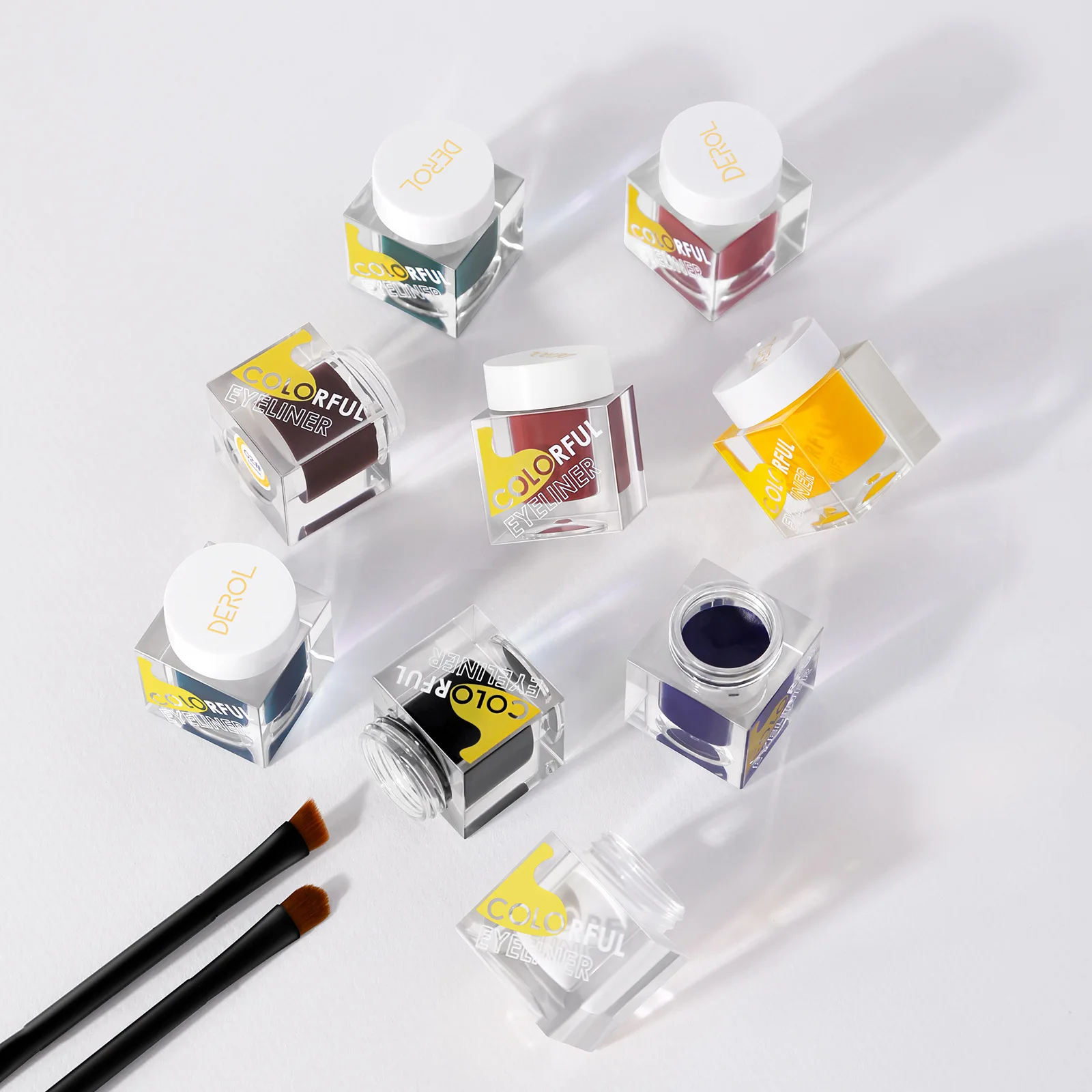 

Eyeliner Cream Set Eyeliner Gel with Brush Not Easy To Fade Easy To Waterproof Liquid Eyeliner Quick-drying Eyeliner