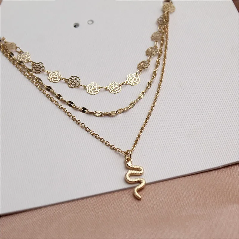 

The new metal flower chain necklace snake pendant simple atmosphere fashion female clavicle chain