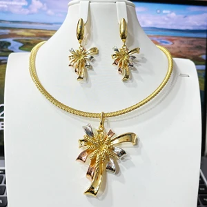 Gold Colour Plated Necklace Earring Set Beautiful Fashion Trend Sweet Romantic Party Wedding