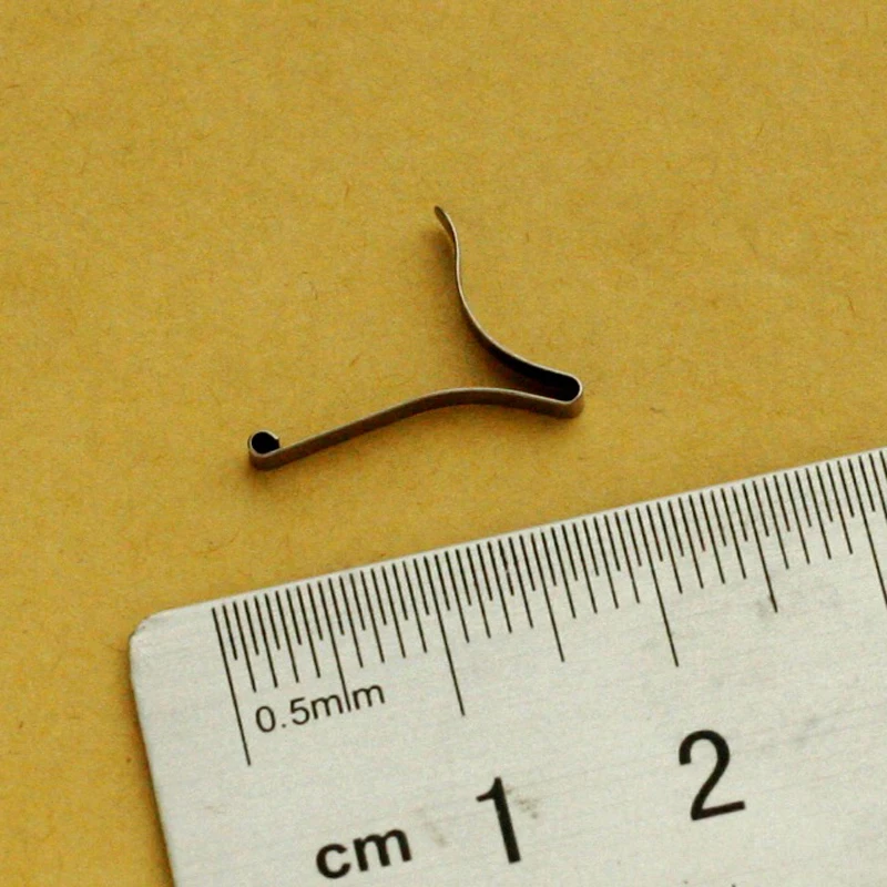 

1 шт. Пружина ножниц для Victorinox 58мм