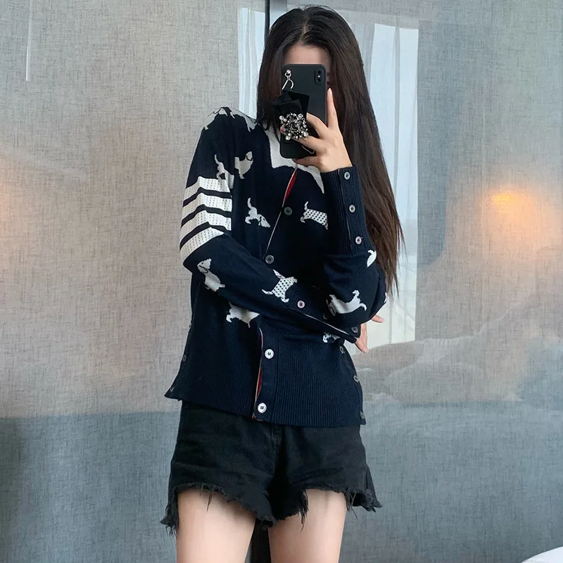 

High Quality TB College Wind Cute Puppy Age Round Neck Long Sleeve Casual Joker Knit Cardigan Coat Female 21ins Online Celebrity