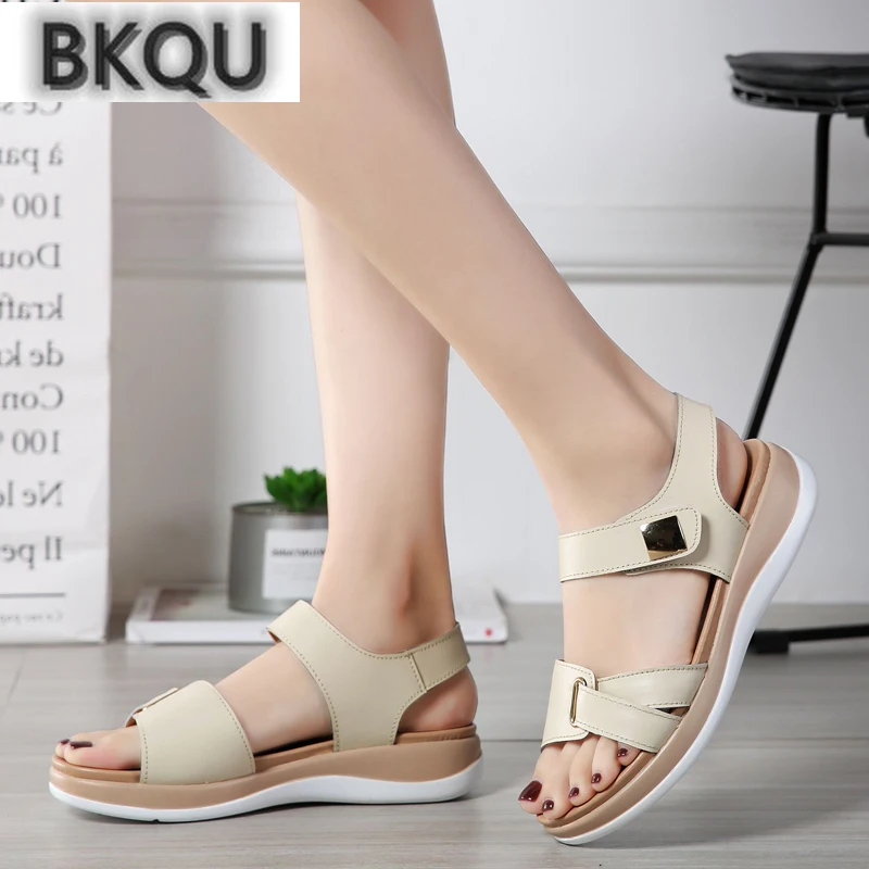 

Новинка 2022, женские сандалии на платформе, кожаные сандалии на плоской подошве, пляжная обувь с открытым носком, женская обувь