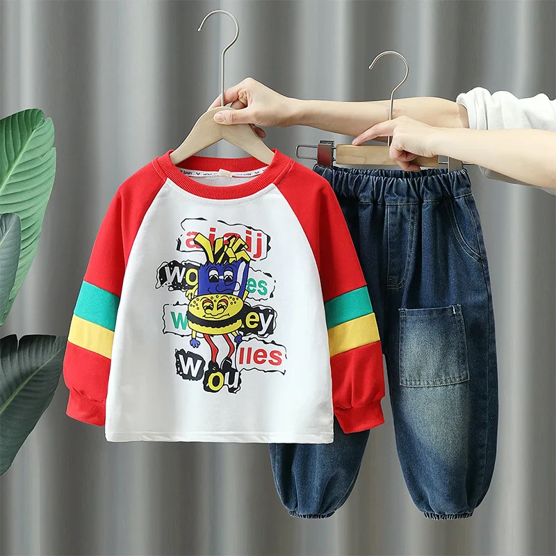 

Костюм детский из свитшота и брюк, на возраст 2-10 лет