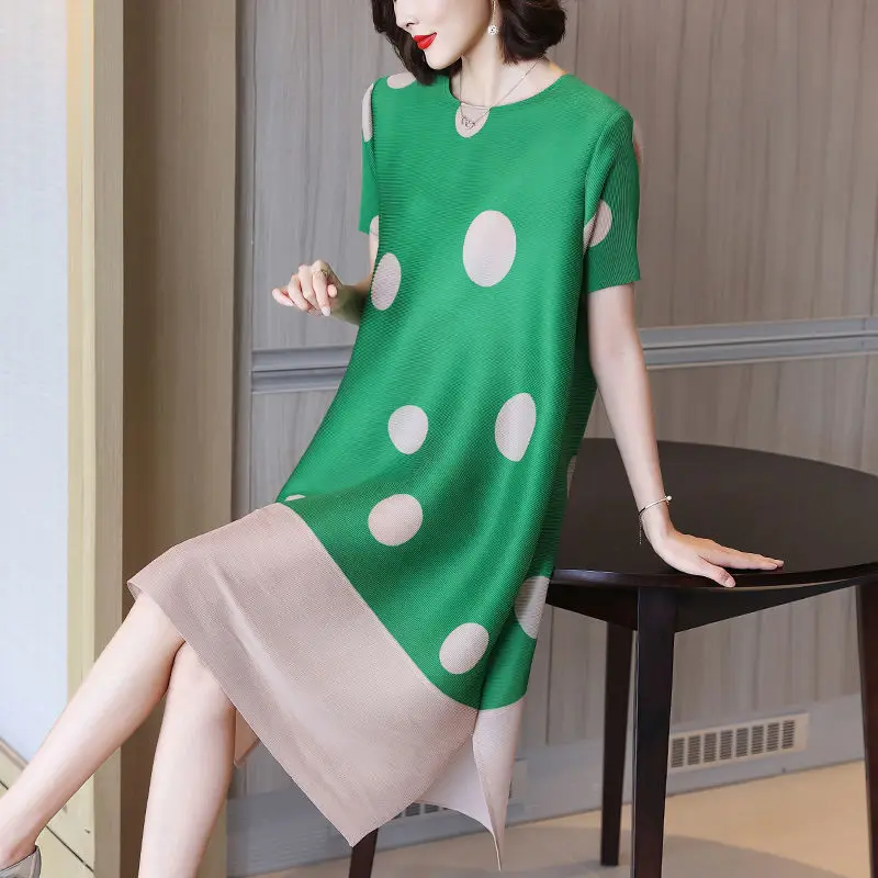 

Women dress Wave point dress wrinkles 2022 summer print fashion temperament foreign air large size loose slim slim bottom dress