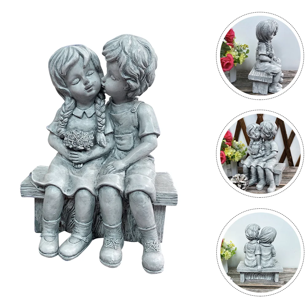 Купи Kissing Couple Statue Sculpture Garden Resin Statues Girl Yard Figurine Boy Figurines Outdoor Figure Anniversary Kids Decoration за 1,414 рублей в магазине AliExpress