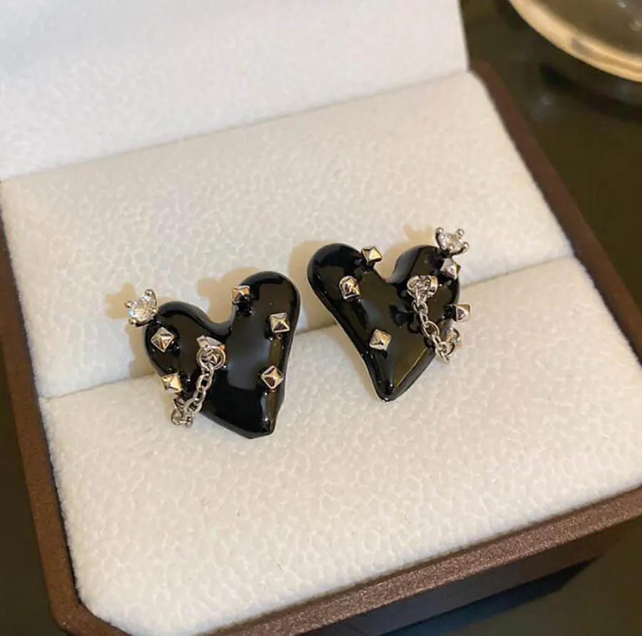 

Dark series Heart Fringe Earrings Exaggerated Devil's Eye Drop punk girl halloween ghost Anime fashion jewelry