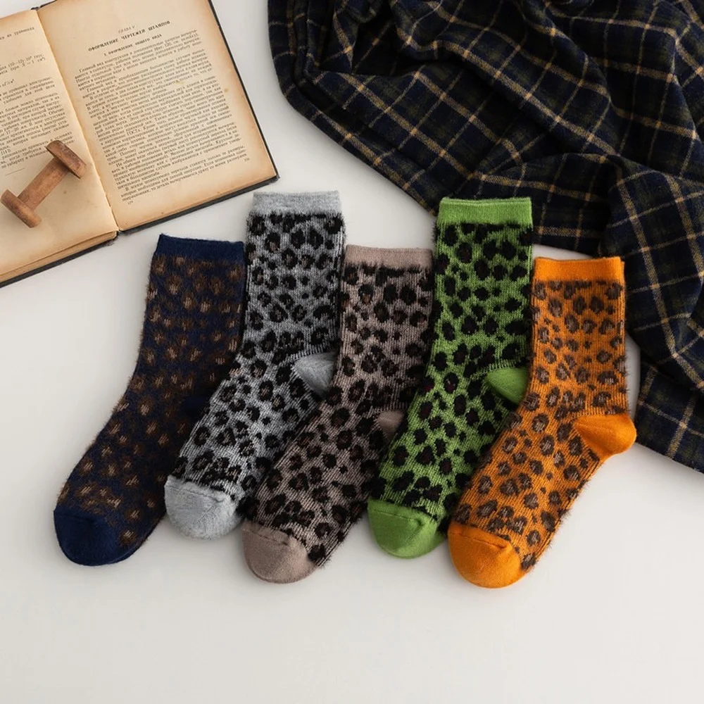 5 Pairs New British Style Leopard Print Imitation Mink Fleece Women Socks Fashion Colorful Warm Hairy Rabbit Wool Socks