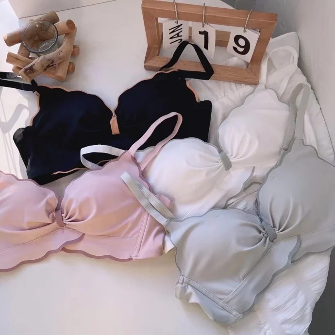 

Midsummer clouds a hair generation underwear, women's small breasts gather, ventilate, close auxiliary breasts, prevent sagging,