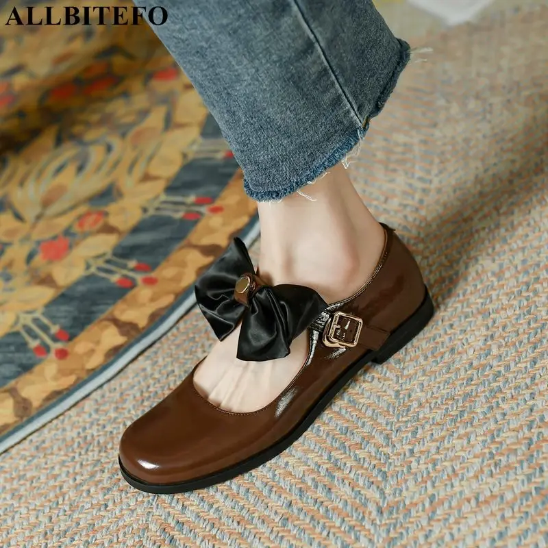 

Butterfly-knot Design Round Toe Spring Fashion Casual Real Genuine Leather Night Club Party Shoes Women Heels Low Heel Shoes