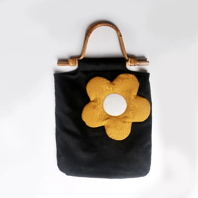 

Retro Fashion Casual Handbags for Women Creative Flower Bag