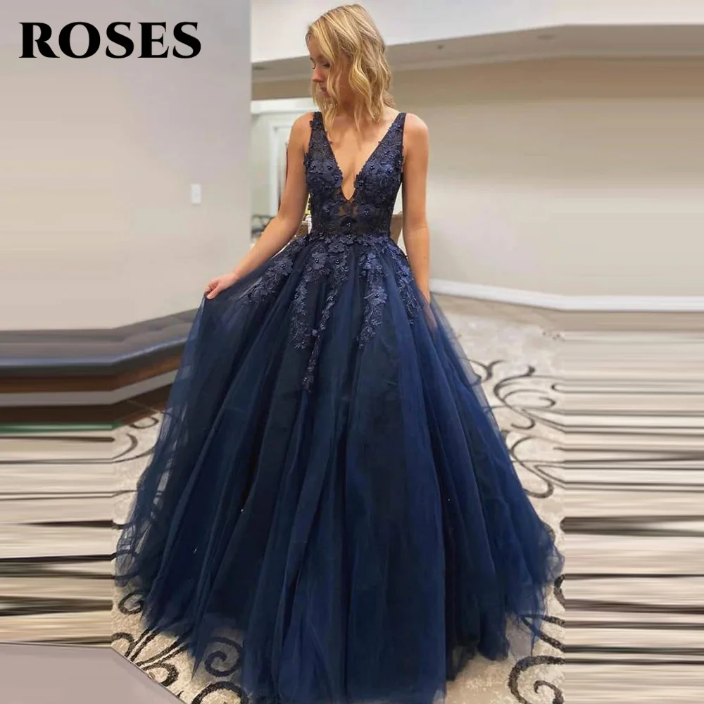 

Sleeveless Navy Blue Long Prom Dress V Neck A Line Evening Dress With Appliques Lace Celebrity Dress vestido de fiesta de boda