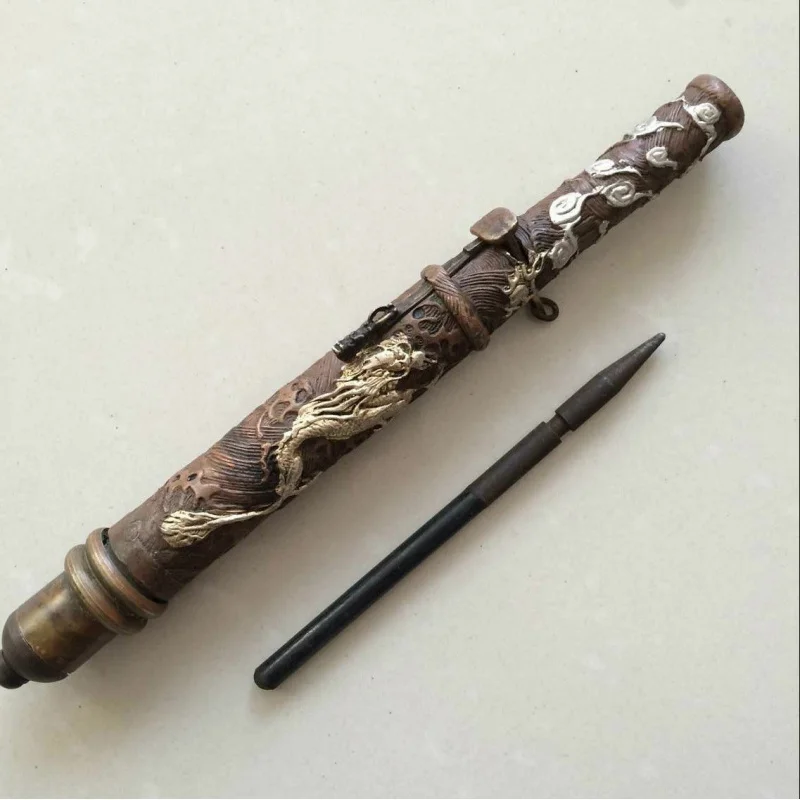 

Ancient Chinese ancient weapon: Gold dragon chainattack