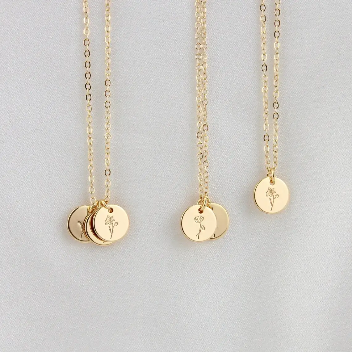 

Personalized Birth Flower Disc Necklace,Month Floral Charm Necklace,Custom Initial Necklace Jewelry, Christmas Bridesmaid Gift f