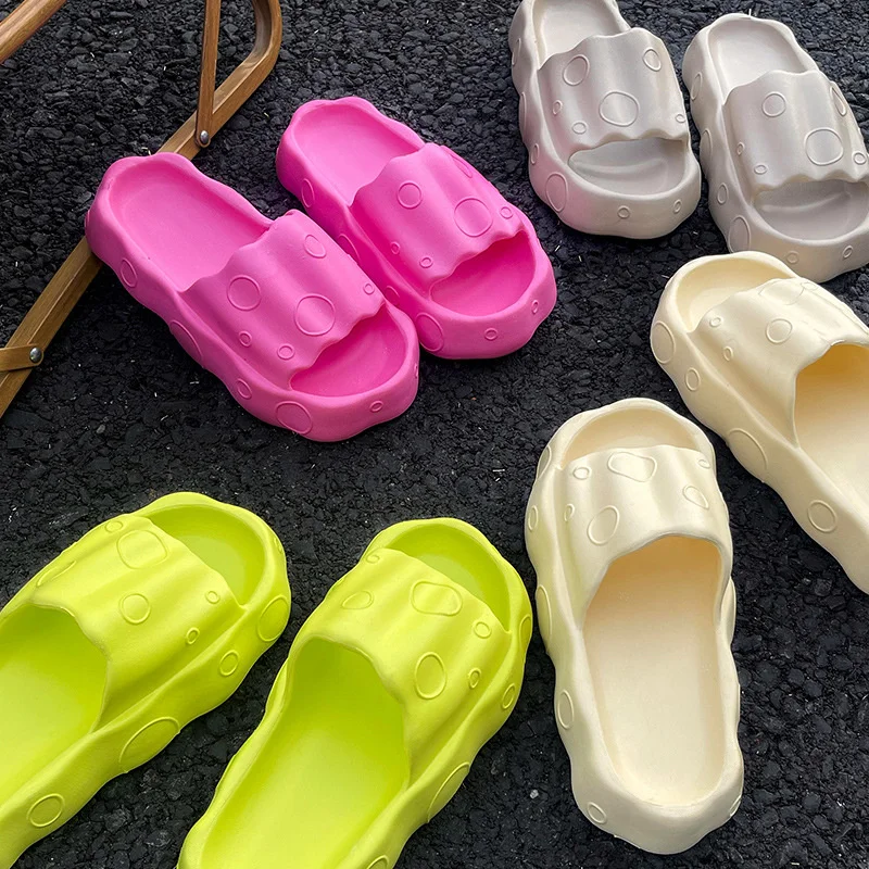 2023 Summer Thick Soles Couple Slipper Candy Color Wave Slipper Sandals Women Eva ShoesHome Non Slip Man Slippers