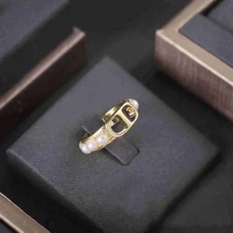 Рисунок 4 - Женское Винтажное кольцо из серебра 2023 пробы