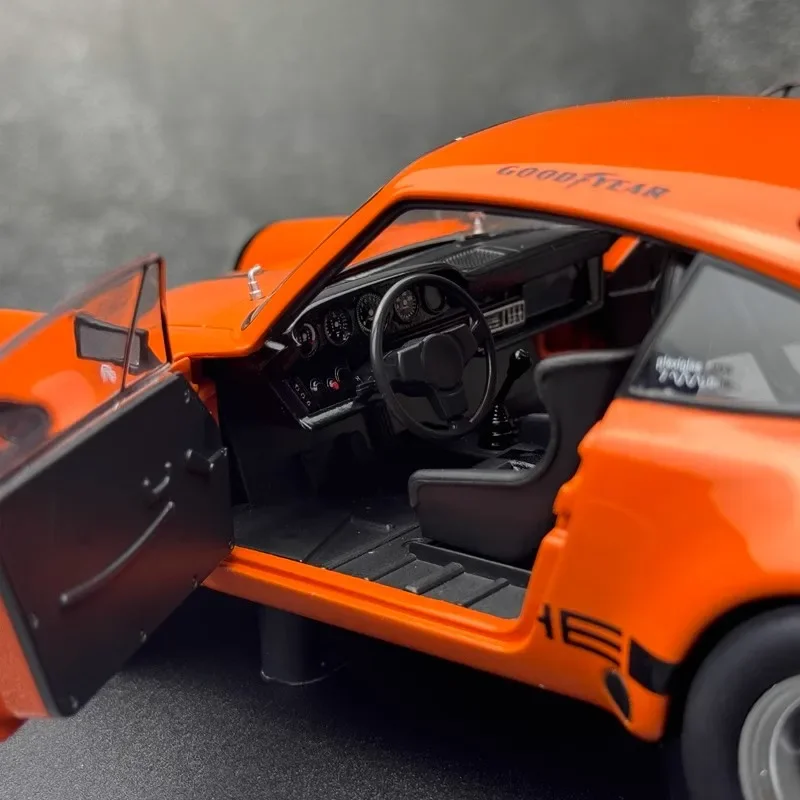 Модель автомобиля Solido 1/18 Porsche 911 IROC 1974 4. # 1 мерная модель из сплава имитация