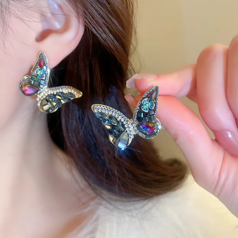 

Minar Fantasy Shinning Black Color Rhinestone Crystal Butterfly Dangle Earrings for Women Silver Color Copper Wings Earring Gift