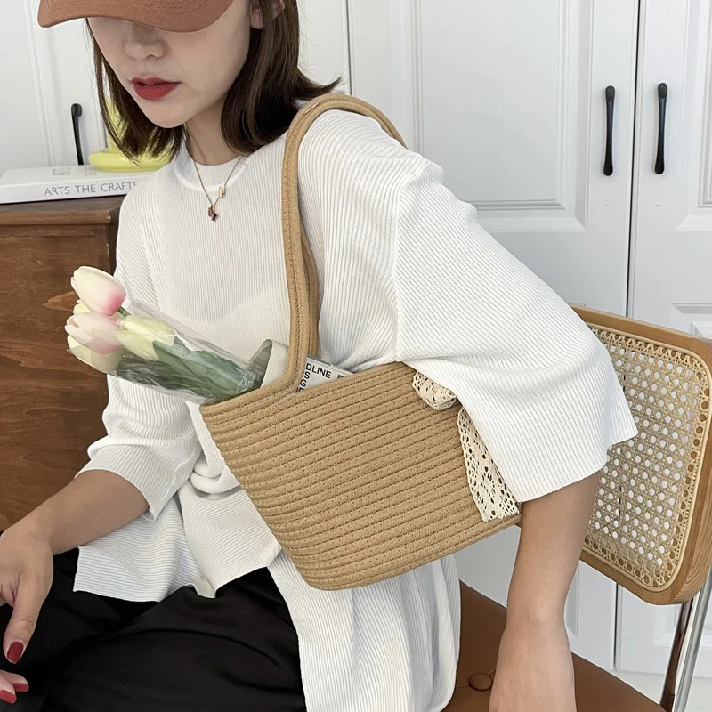 Women Straw Handmade Woven Handbags Bohemian Underarm Shoulder Bag Summer Vocation Seaside Resort Women Top-handle Tote Bags