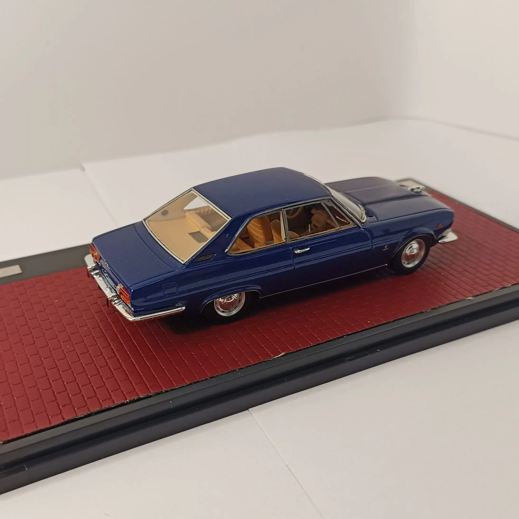 Коллекционная модель в масштабе 1:43 для FT Bertone 1966 модели автомобилей из смолы