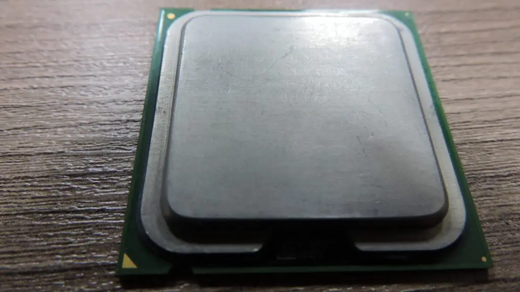 Процессор Intel Pentium 4 531 с поддержкой технологии HT |