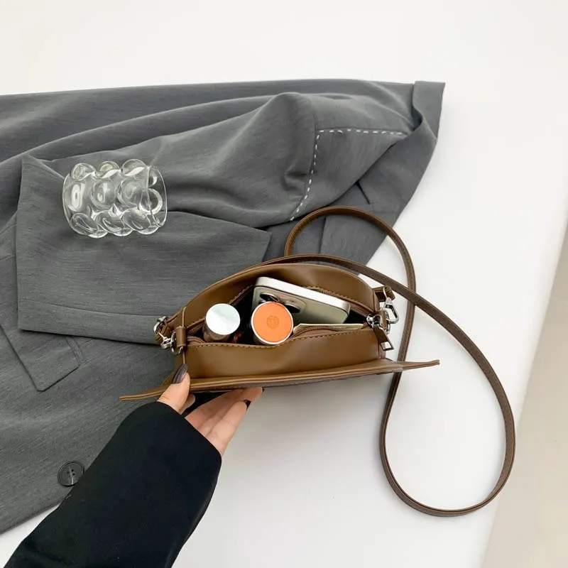 New &quotUFO Spacecraft Bag&quot Women's Trend Personality Single Shoulder Bag Designer Y2K Ladies Stars Hollow Small Crossbody Bags