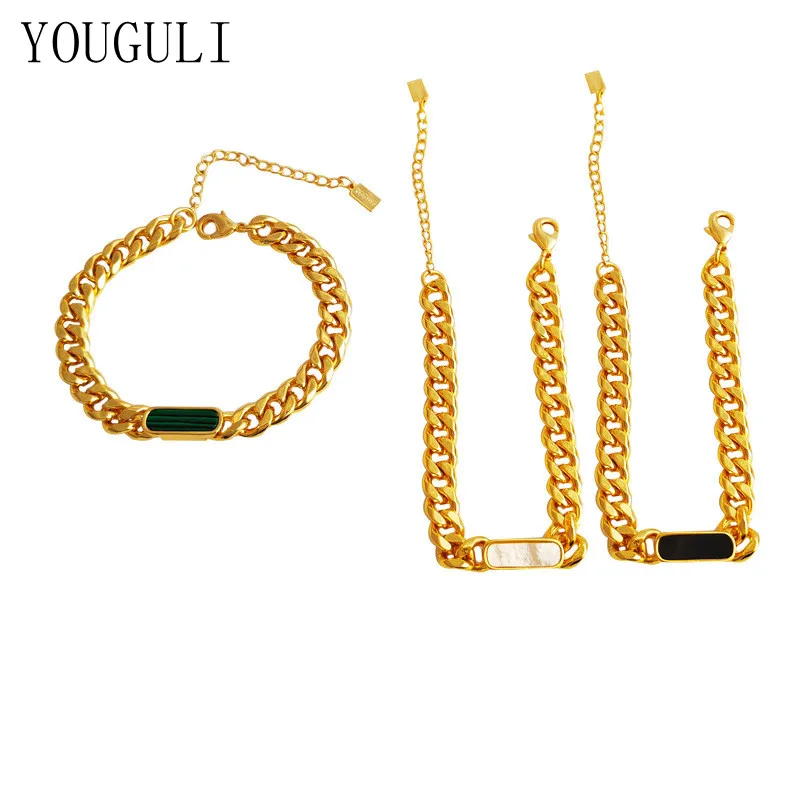 

Modern Jewelry Geometric Green White Black Shell Bracelet 2022 New Trend Golden Plating Chain Bracelet For Girl Lady Gifts