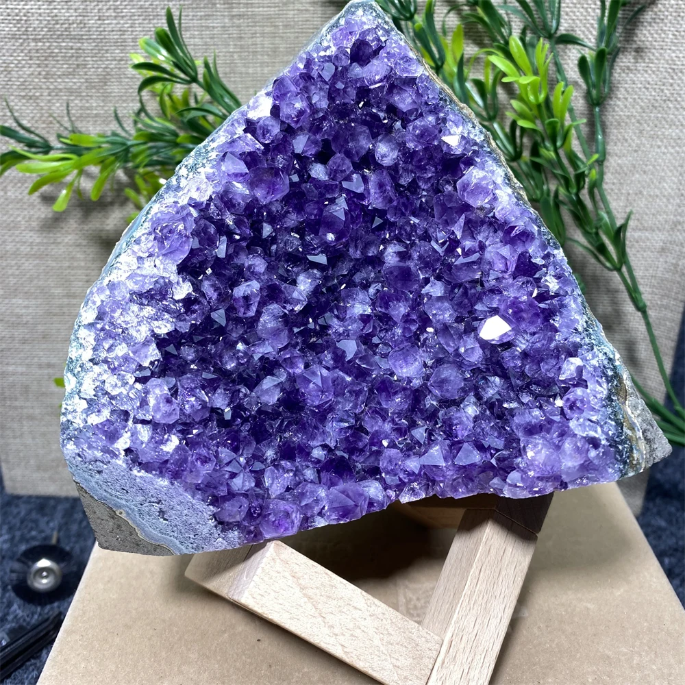 

Amethyst Natural Specimen Geode Raw Quartz Purple Crystal Healing Stones Home Decoration Gift Section Cluster Gemstones+Stand