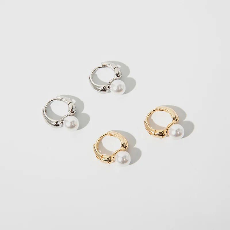 

Coconal Temperament Retro Cold Wind Port High-End French Pearl Earrings Women Personality Gold Color Earring Party Jewelry Gift