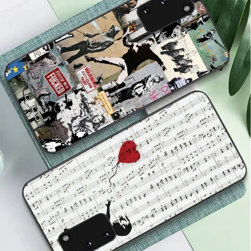 

Banksy Graffiti War Peace Phone Case for Samsung S10 21 20 9 8 plus lite S20 UlTRA 7edge