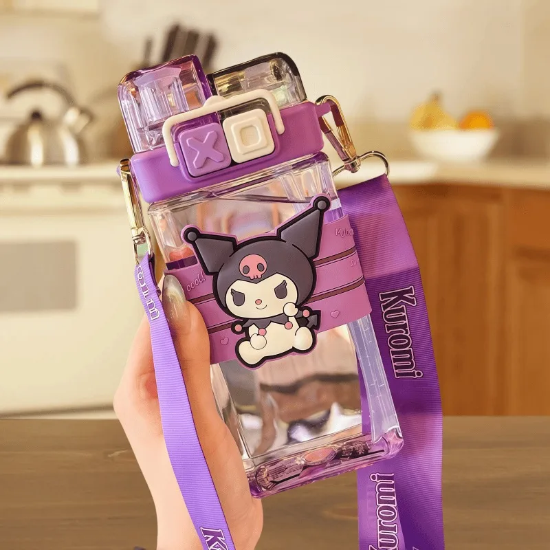 Фото Детская бутылка для воды Sanrio Kuromi, 520 мл, пластиковая, с двойным отсеком для питья, мультяшная, милая, большой емкости, для школьников, подарок №2