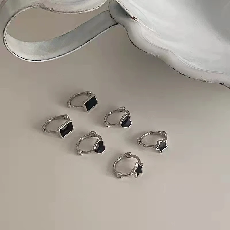 

Enamel Black Colour Heart Star Small Hoop Earrings Huggie Hoops for Women Girls Party Fashion Minimalist Jewelry Buckle Brincos
