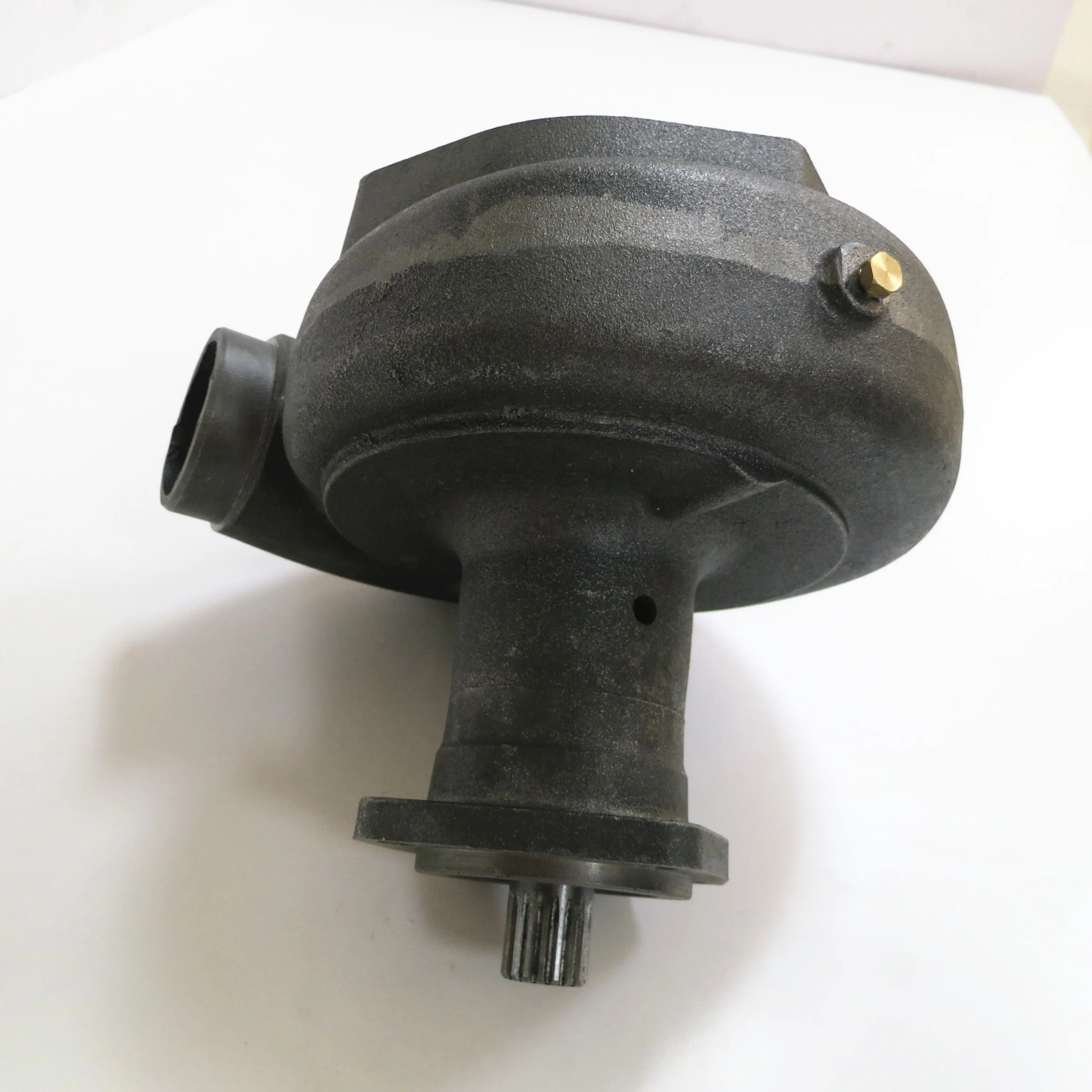 Детали послепродажного обслуживания дизельного двигателя Водяной насос KTA38 3647029